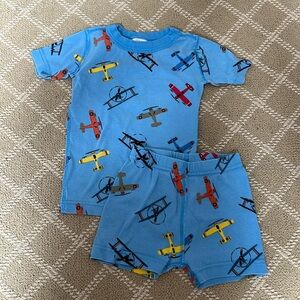 Adorable ✈️ pajamas set for summer
